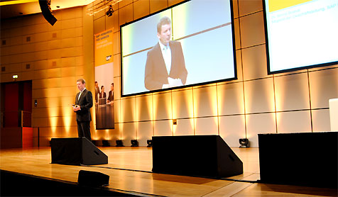 Bernd Brandl explains the SAP product strategy (photo: Christiane Stagge)